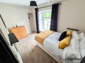 Explore Swansea! 4-Bed Delhi St Stay